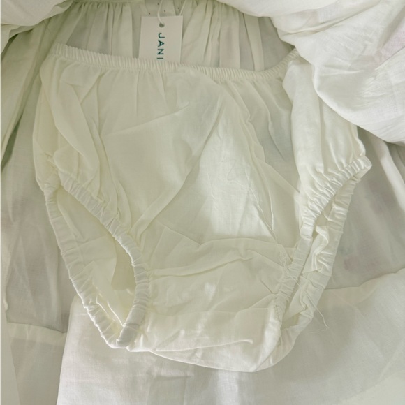 Girl's Dresses Janie and Jack Floral Sateen Smocked Dress (18/24 months)NWT - Picture 6 of 12